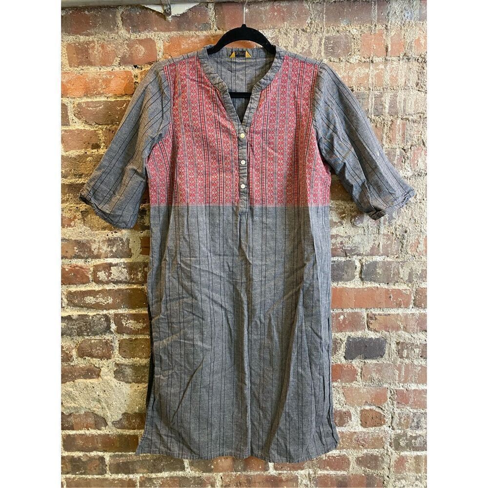 Aurelia 100% Cotton Gray Tunic Dress with Red Embroidery 1/4 Sleeve and Button-u